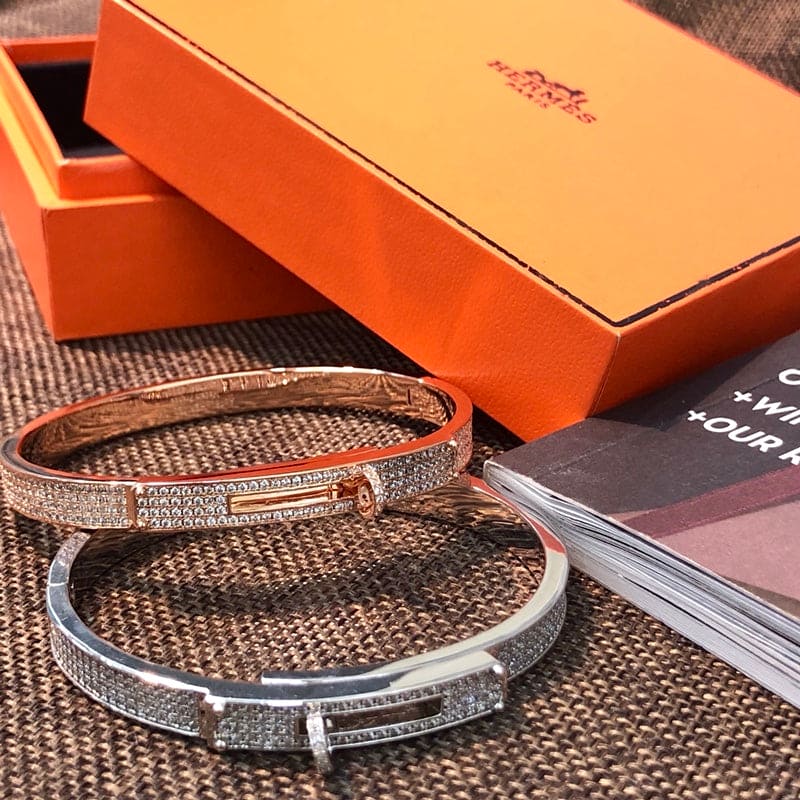 Hermes Kelly Diamonds 18K Yellow Gold Bracelet