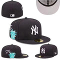New York Yankees Fitted Hat with Statue of Liberty Embroidery - Black