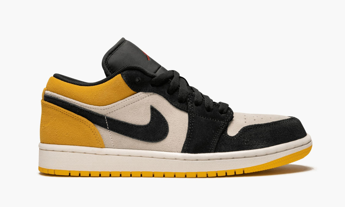 Air Jordan 1 Low University Gold Sneakers