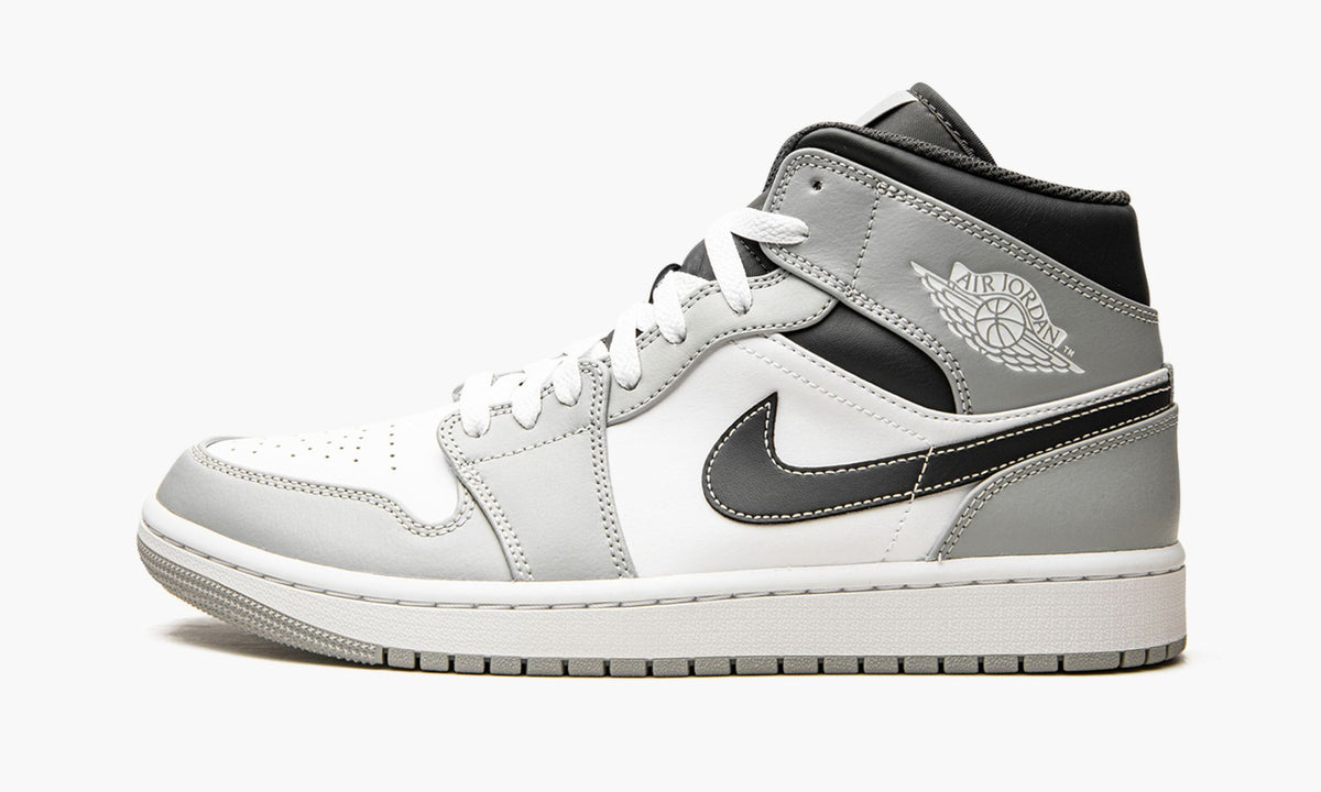 Air Jordan 1 Mid Light Smoke Grey 2.0 Sneakers