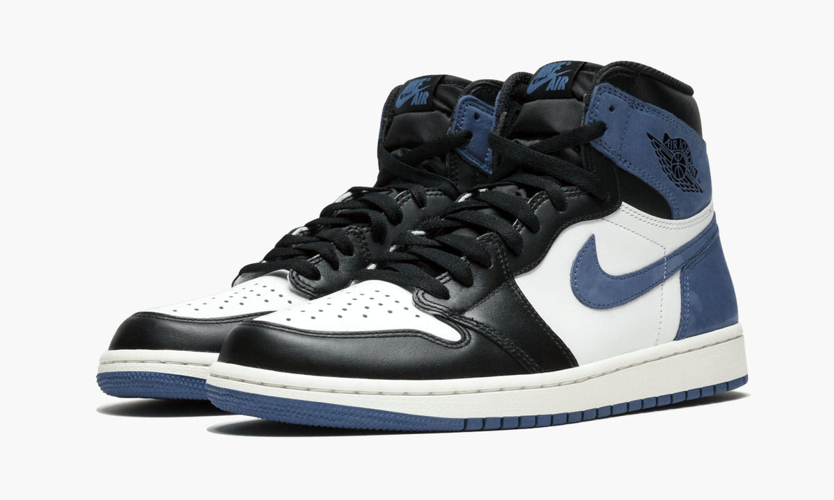 Air Jordan 1 Retro High OG "Blue Moon" Sneakers