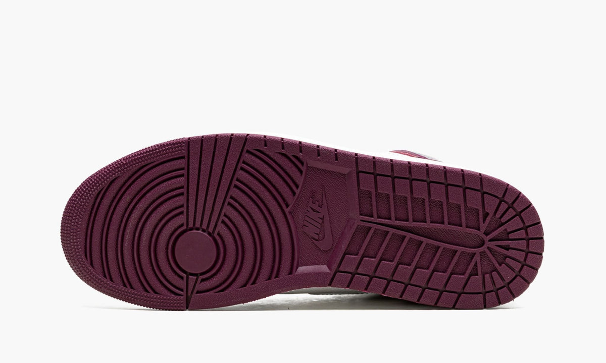 Air Jordan 1 Retro High OG "Bordeaux" Sneakers
