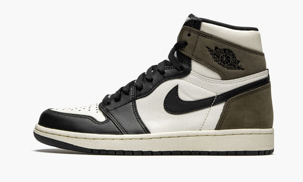 Air Jordan 1 Retro High OG "Dark Mocha" Sneakers