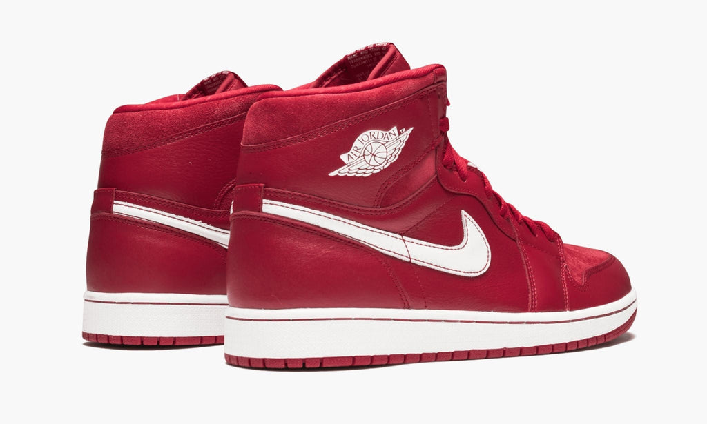 Air Jordan 1 Retro High OG Gym Red Sneakers