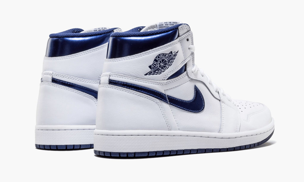 Air Jordan 1 Retro Metallic Navy Sneakers