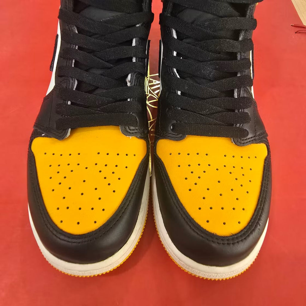 Used - Air Jordan 1 Retro High OG Taxi (GS) - US 6Y - detail 2