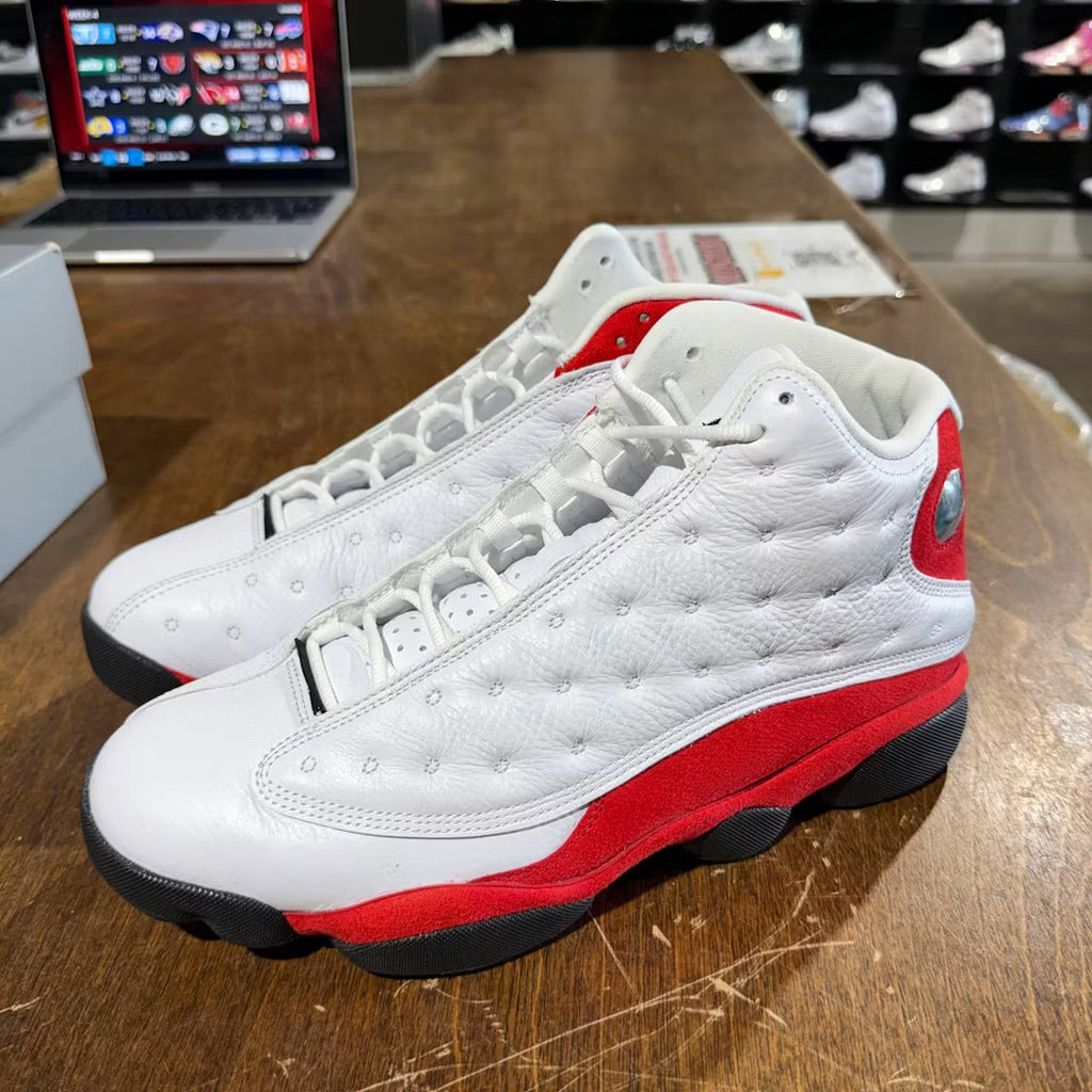 Used - Air Jordan 13 Retro OG Chicago (2026) - US M 10 - detail 3