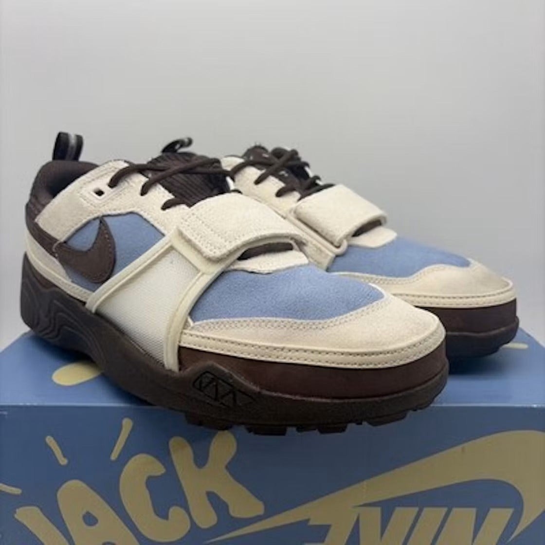 Used - Nike Zoom Field Jaxx Travis Scott Leche Blue - US M 9.5 - detail 1