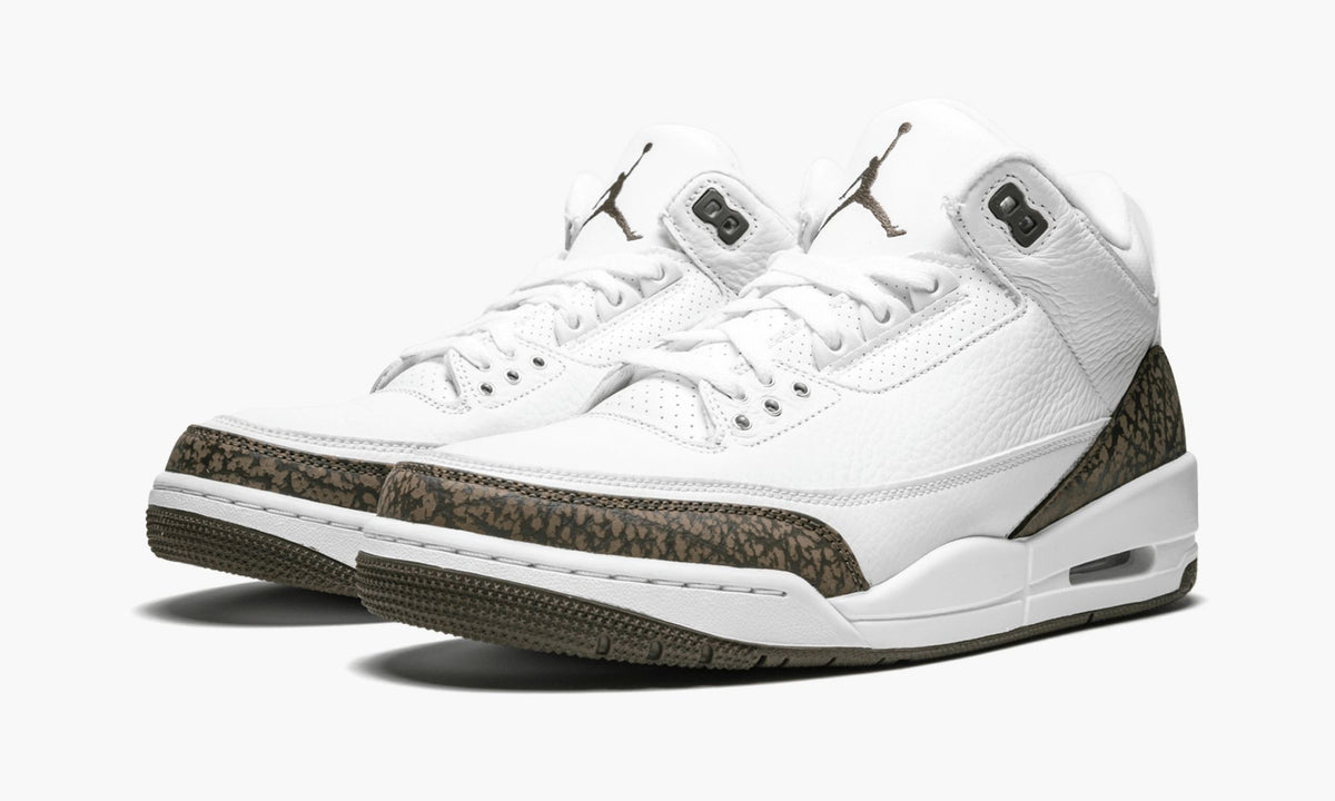 Air Jordan 3 Retro "Mocha" Sneakers