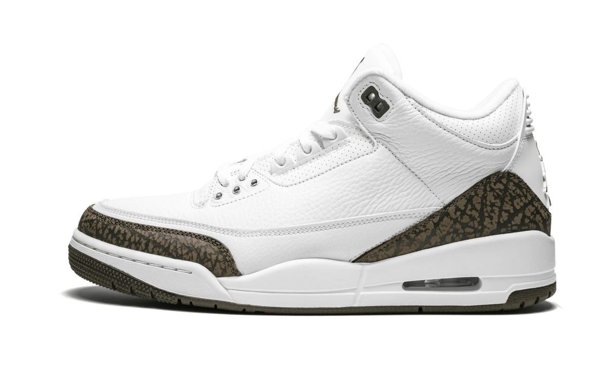 Air Jordan 3 Retro Mocha Sneakers
