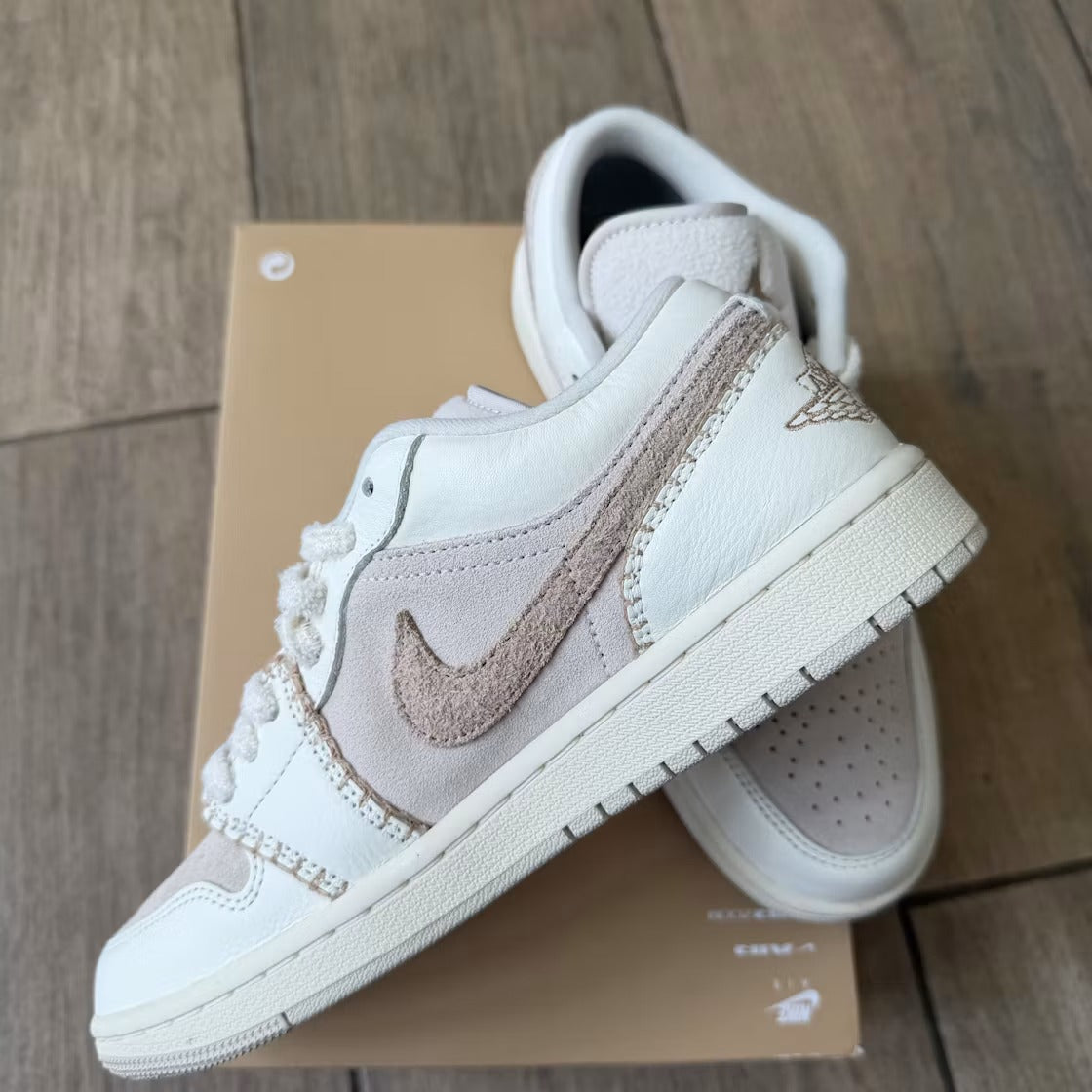 Air Jordan 1 Low SE Cozy Girl (Women's) - US W 9 - New - Other - detail 4