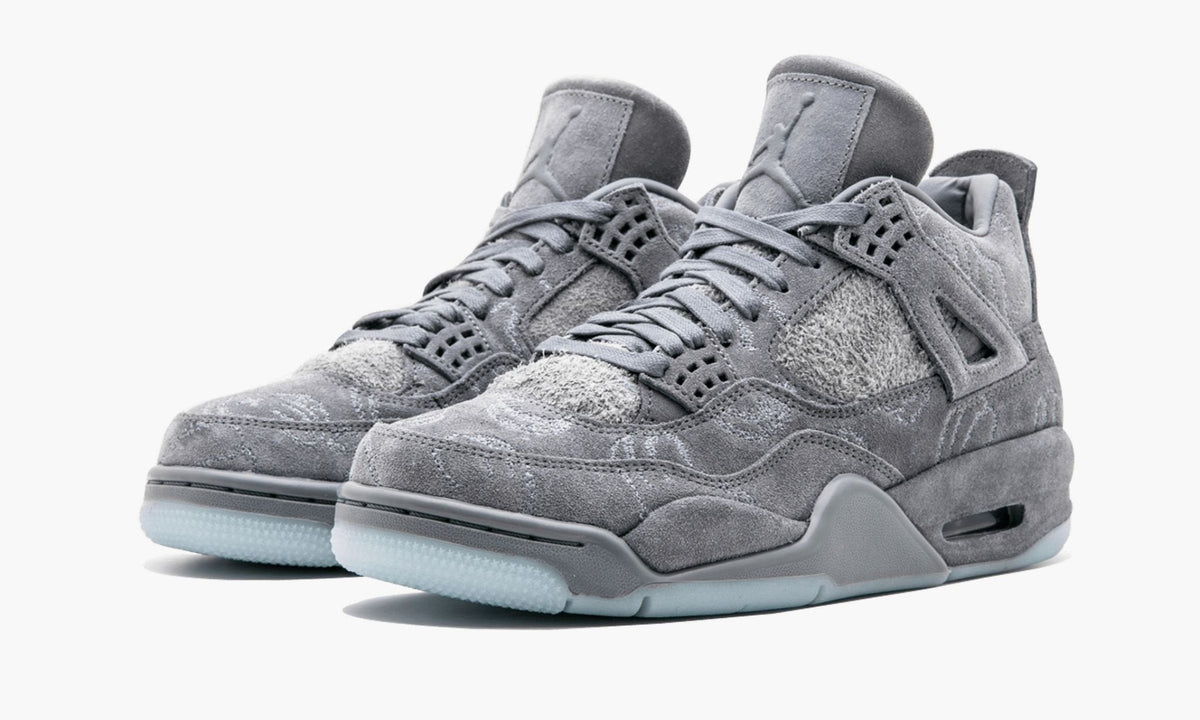 Air Jordan 4 Retro Kaws KAWS Sneakers
