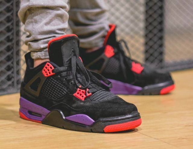 Air Jordan 4 Retro Raptos Sneakers
