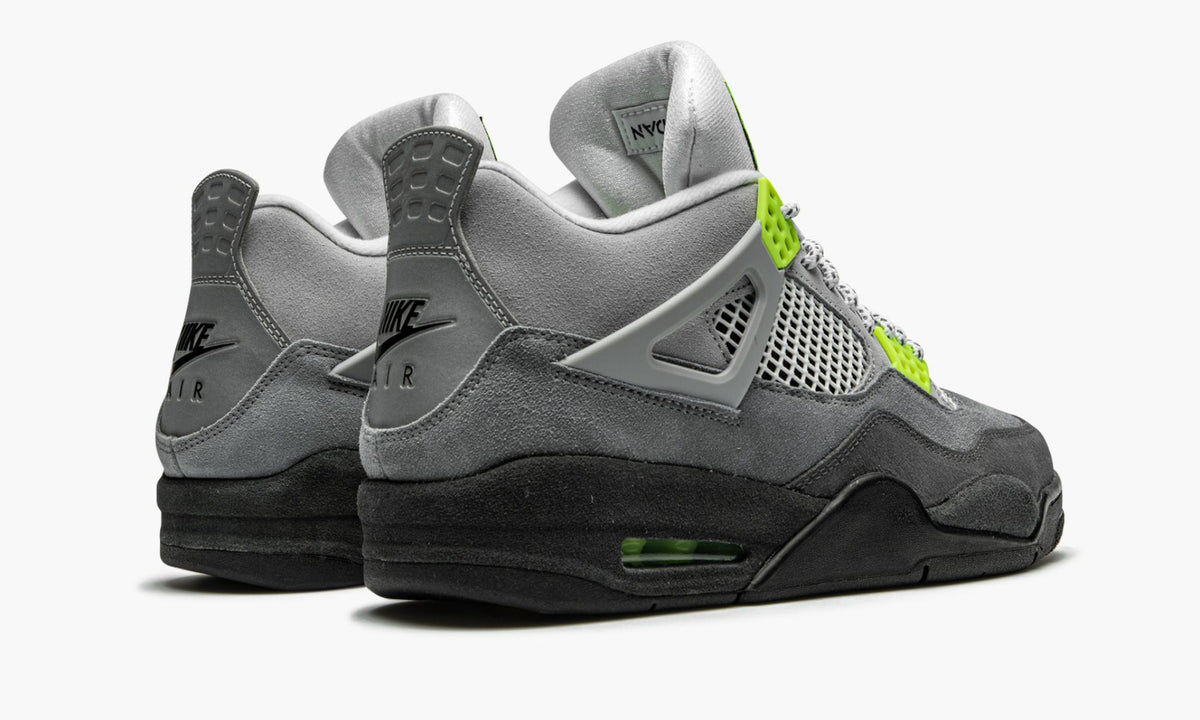 Air Jordan 4 Retro SE "Neon" Sneakers