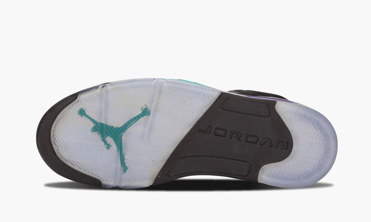Air Jordan 5 Retro Black Grape Sneakers