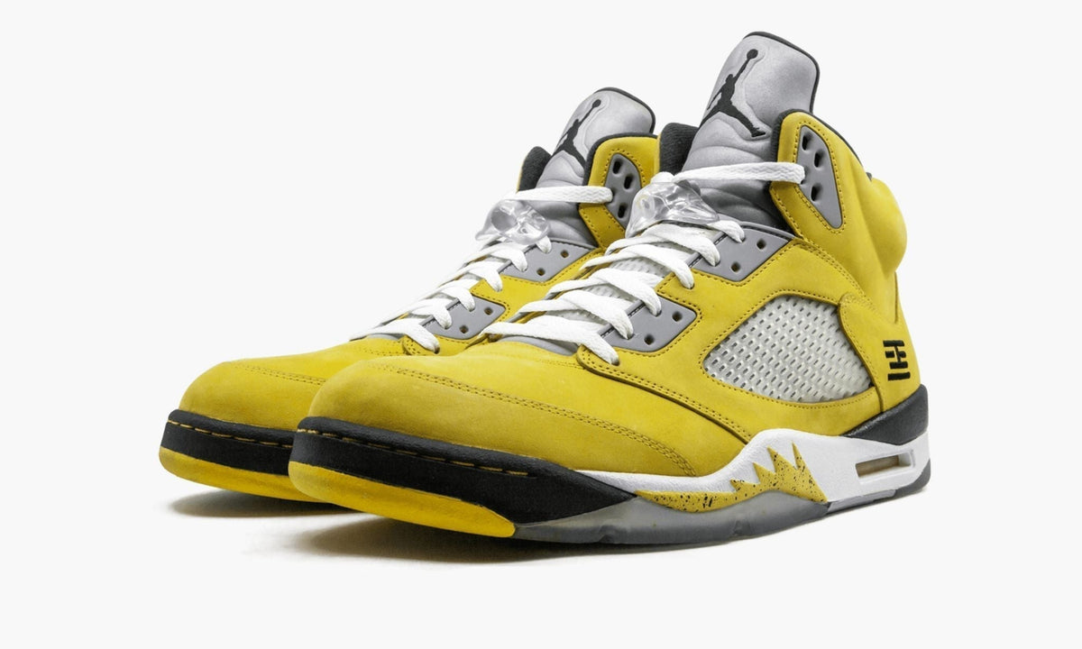 Air Jordan 5 Retro T23 "Tokyo" Sneakers