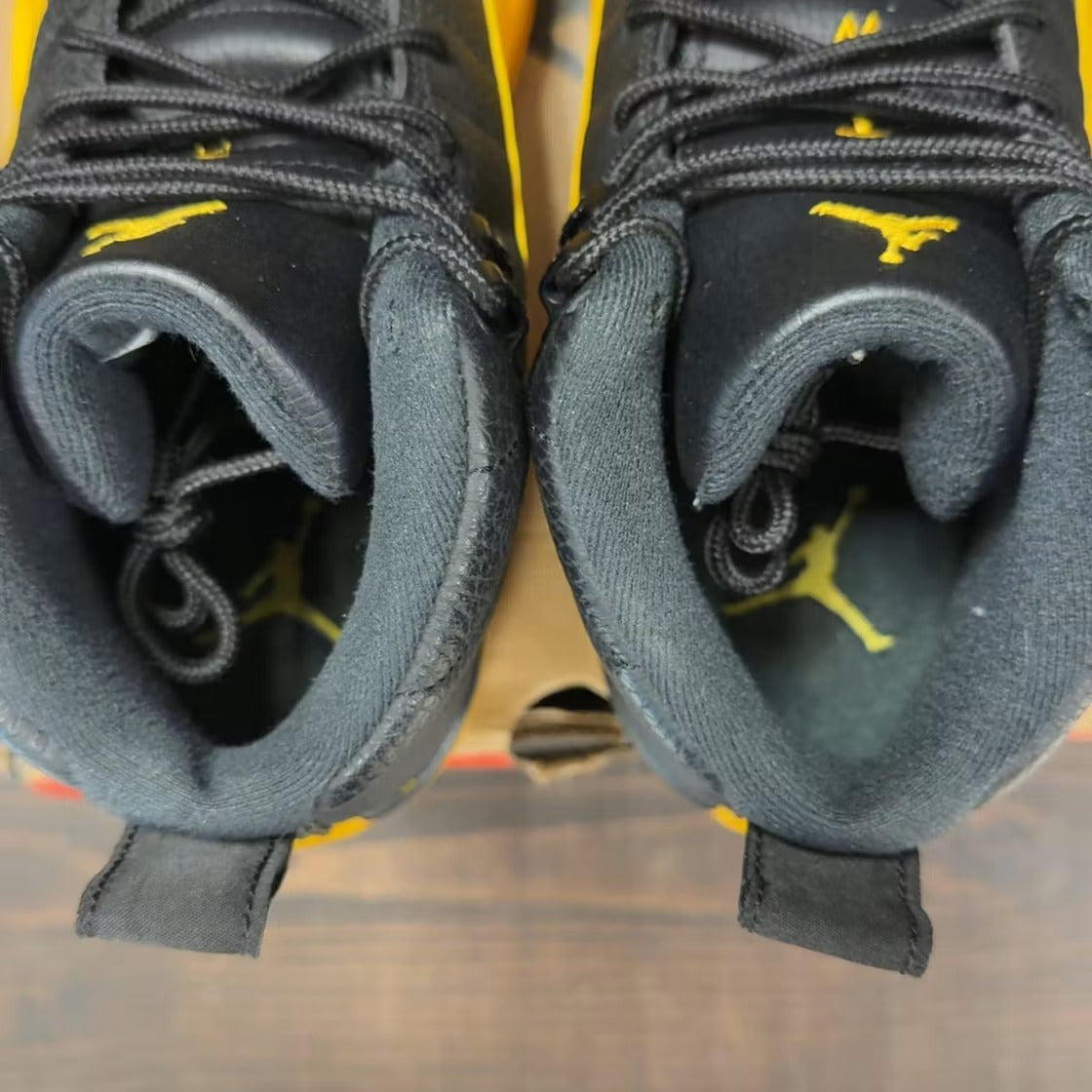 Used - Air Jordan 12 Retro Black University Gold - US M 10.5 - detail 5