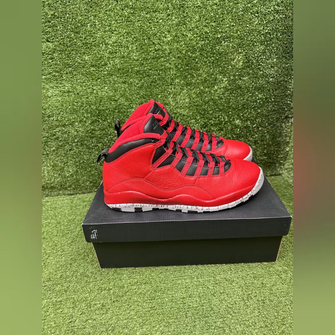 Used - Air Jordan 10 Retro Bulls Over Broadway - US M 11 - detail 3