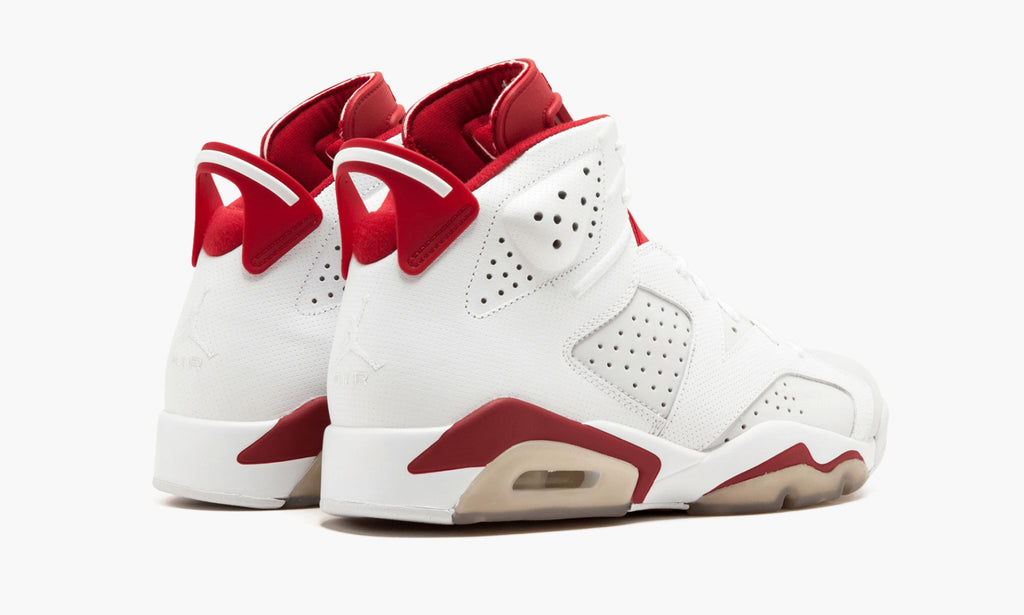 Air Jordan 6 Retro Alternate Sneakers