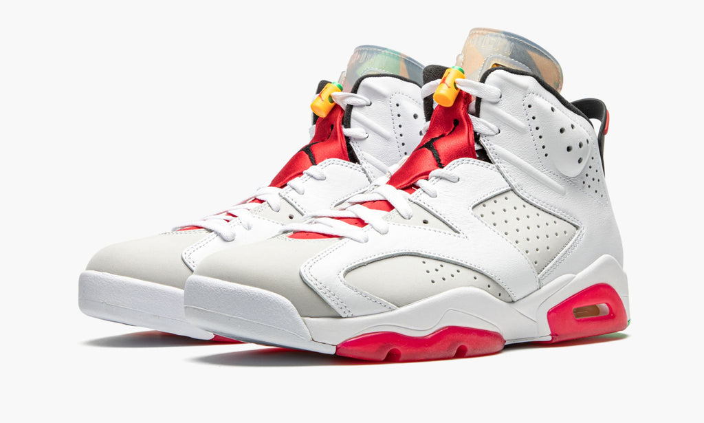 Air Jordan 6 Retro Hare Sneakers