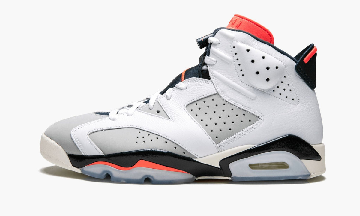 Air Jordan 6 Retro Tinker Hatfield Sneakers