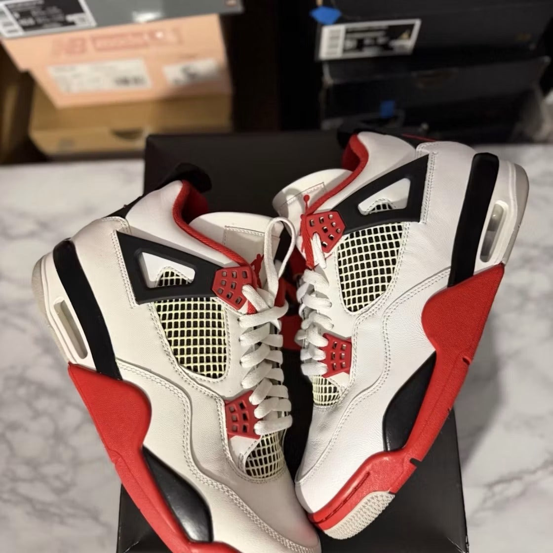 Used - Air Jordan 4 Retro Fire Red (2020) - US M 9 - detail 2