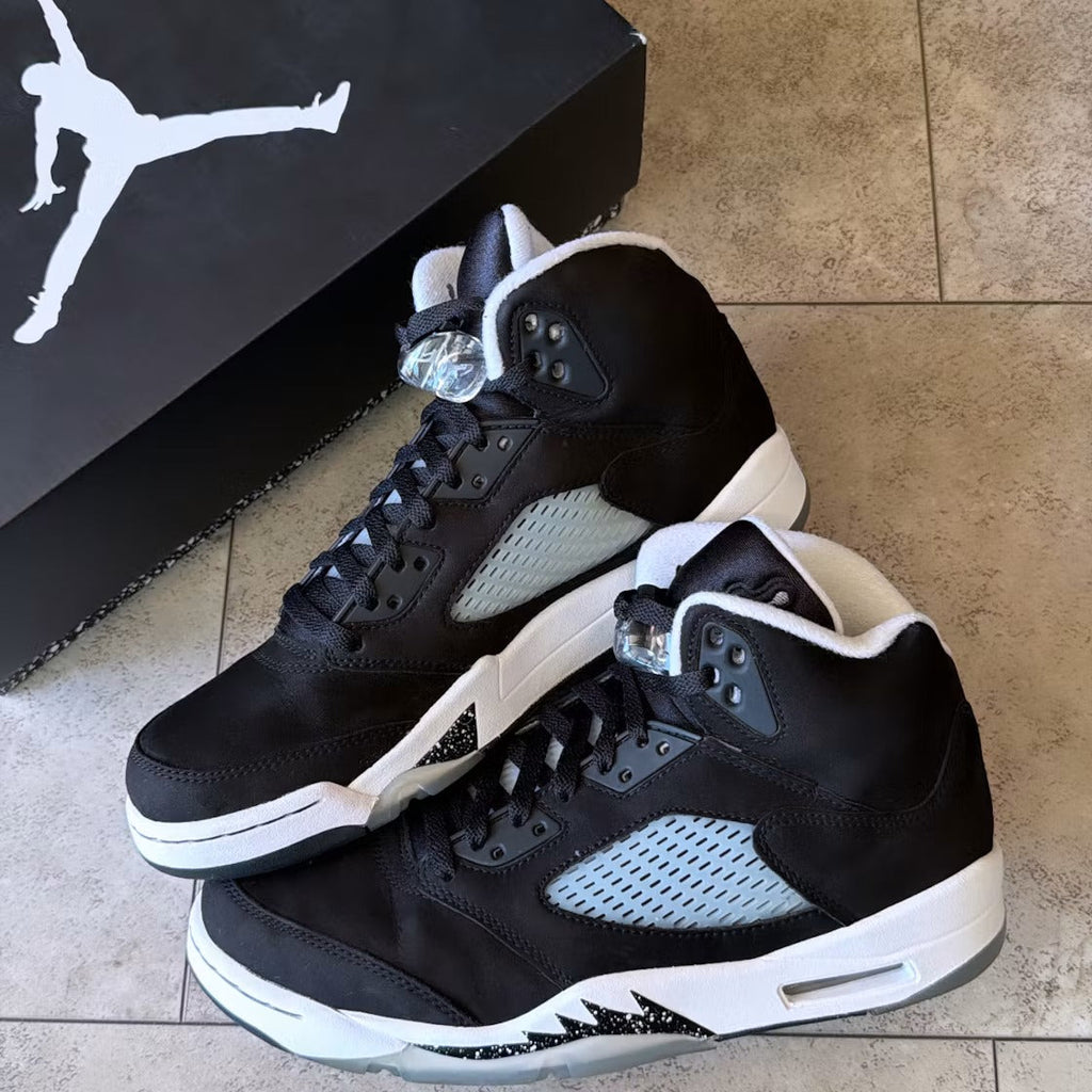 Used - Air Jordan 5 Retro Moonlight (2021) - US M 8 - detail 1
