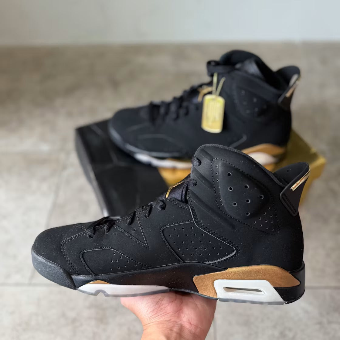 Used - Air Jordan 6 Retro DMP (2020) - US M 10.5 - detail 1