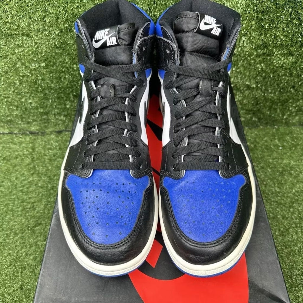 Used - Air Jordan 1 Retro High Royal Toe - US M 11 - detail 2