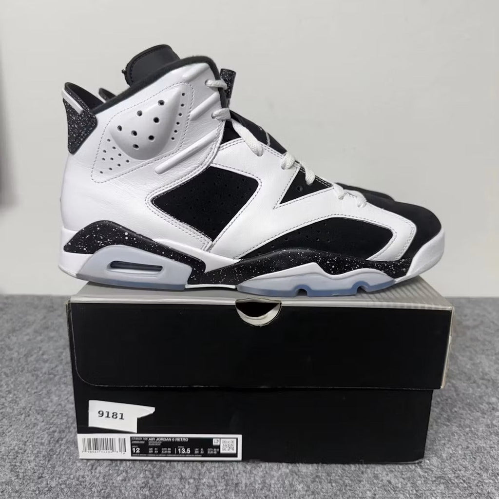 Used - Air Jordan 6 Retro Oreo (2026) - US M 12 - detail 1