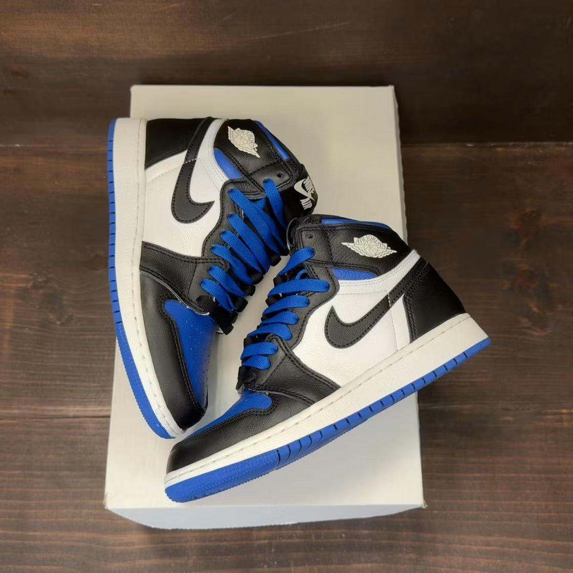 Used - Air Jordan 1 Retro High Royal Toe (GS) - US 4Y - detail 1