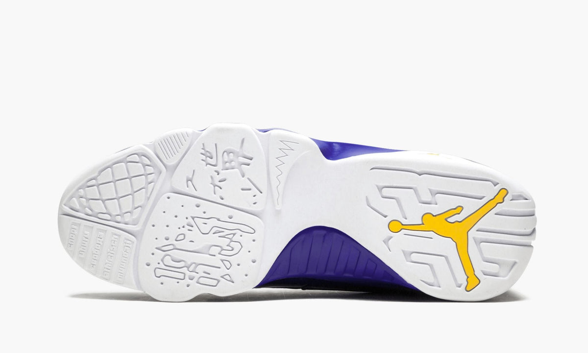 Air Jordan 9 Retro Kobe Sneakers