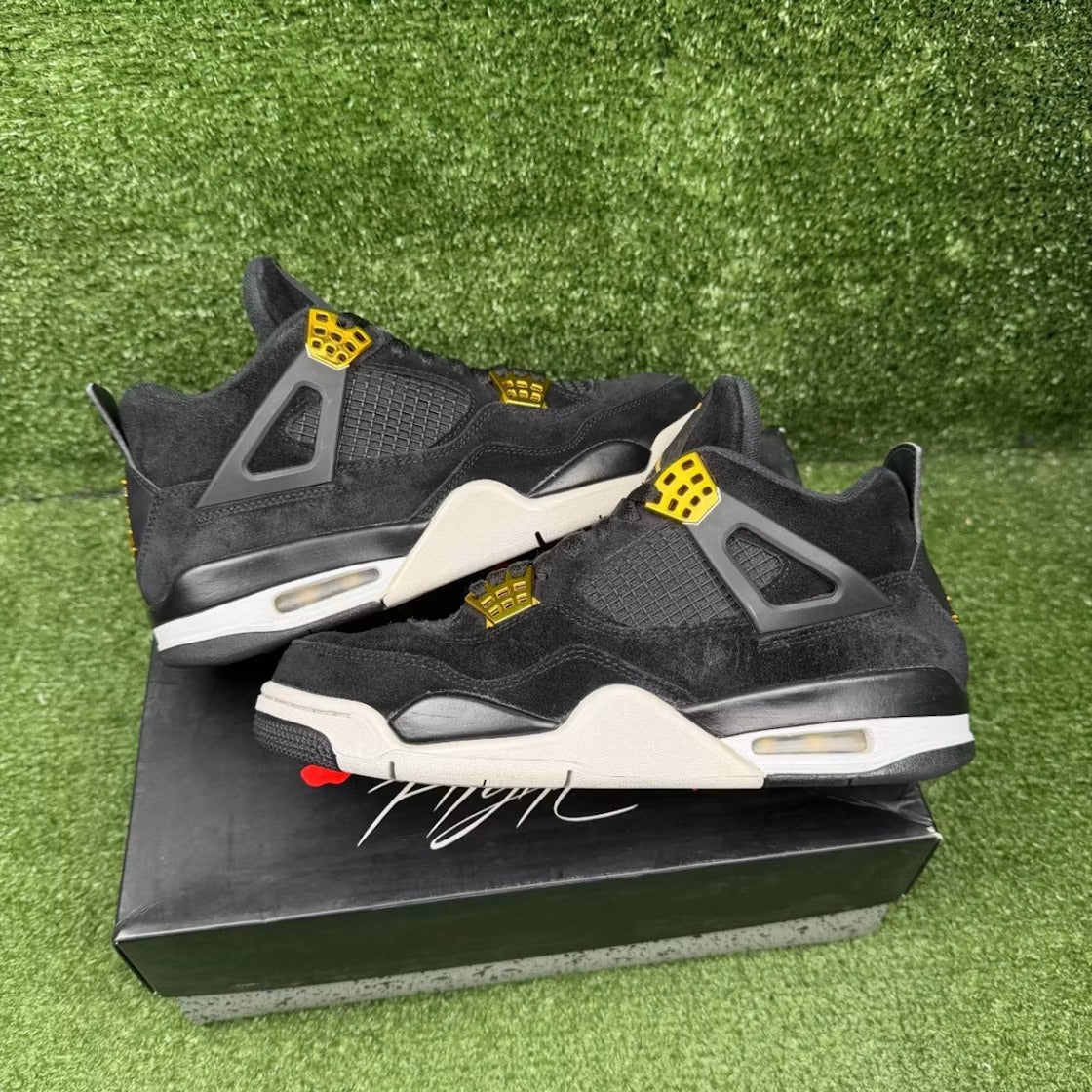 Used - Air Jordan 4 Retro Royalty - US M 8.5 - detail 1