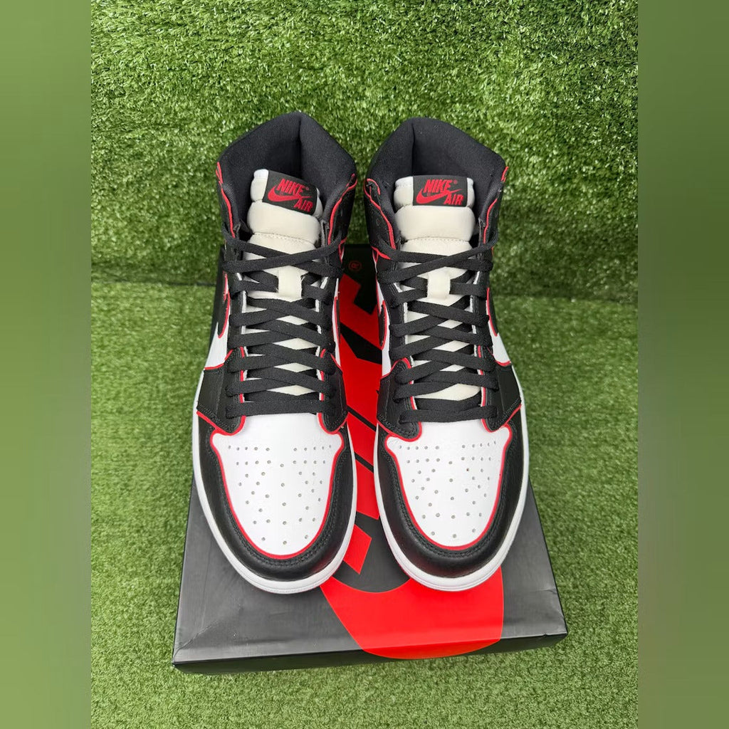Used - Air Jordan 1 Retro High Bloodline - US M 11.5 - detail 2
