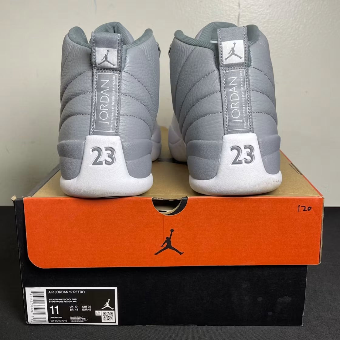 Used - Air Jordan 12 Retro Stealth - US M 11 - detail 4