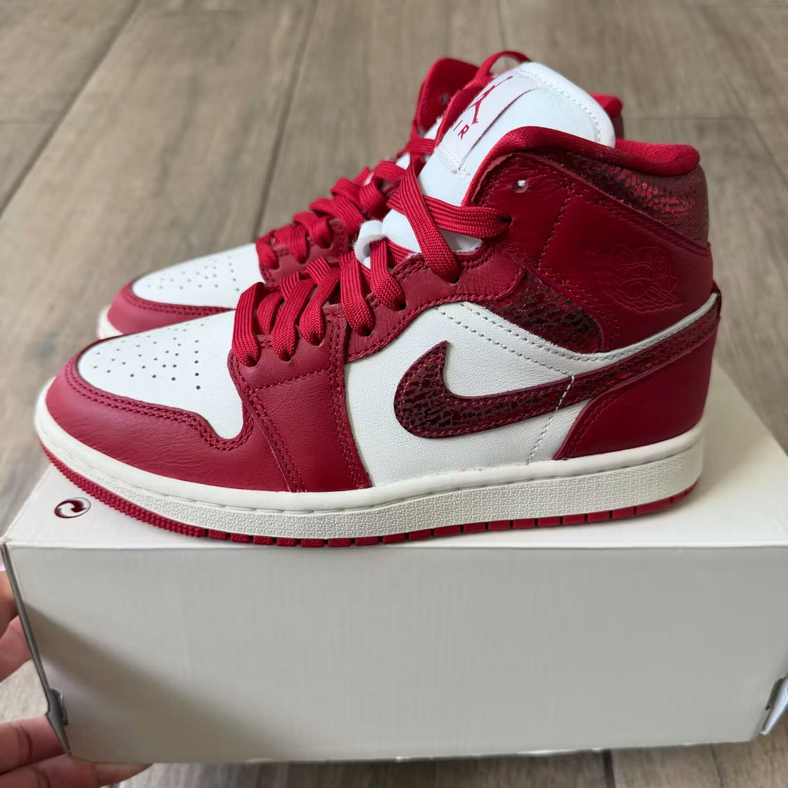 Air Jordan 1 Mid SE Red Cracked Leather (Women's) - US W 6.5 - New - Other - detail 2