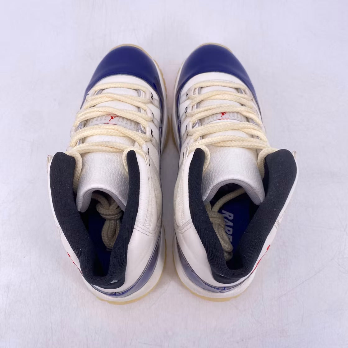 Used - Air Jordan 11 Retro Rare Air (GS) - US 5.5Y - detail 4