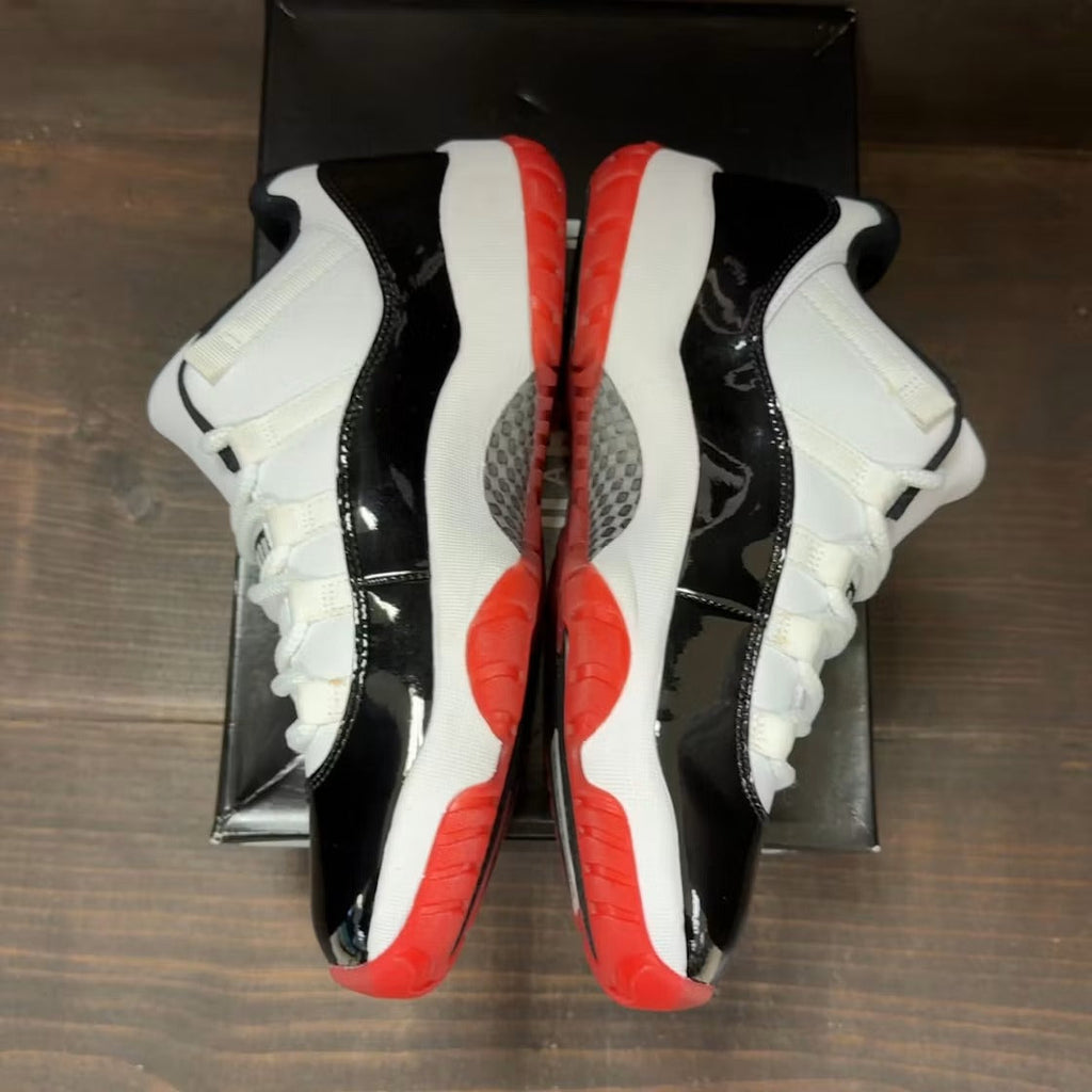 Used - Air Jordan 11 Retro Low Concord Bred - US M 8 - detail 2