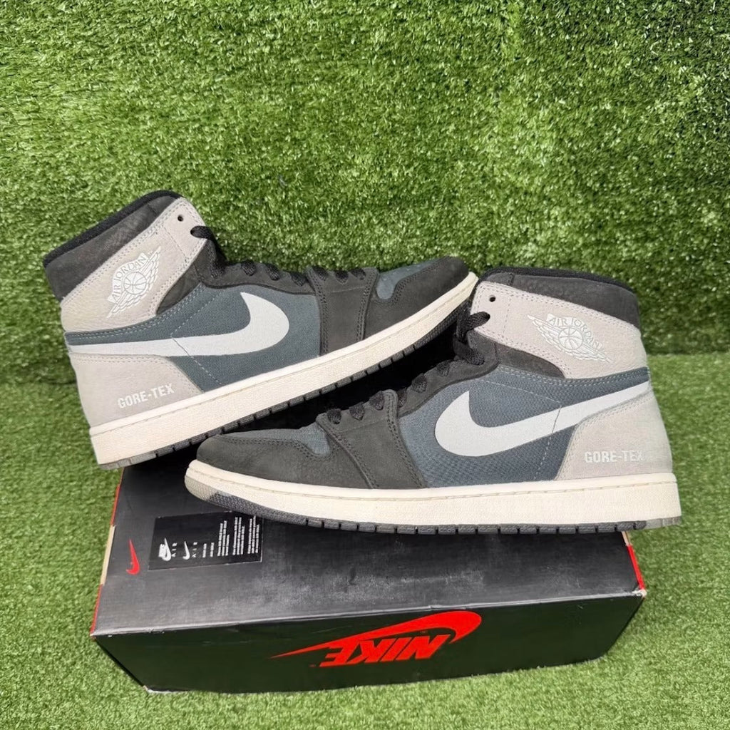 Used - Air Jordan 1 Retro High Element Gore-Tex Black Particle Grey - US M 9.5 - detail 1