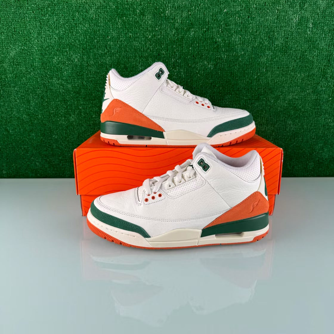 Used - Air Jordan 3 Retro SP SoleFly Miami - US M 8 - detail 1