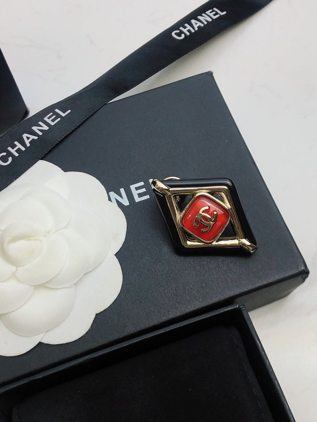Chanel Rhombus 18K Gold Brooch