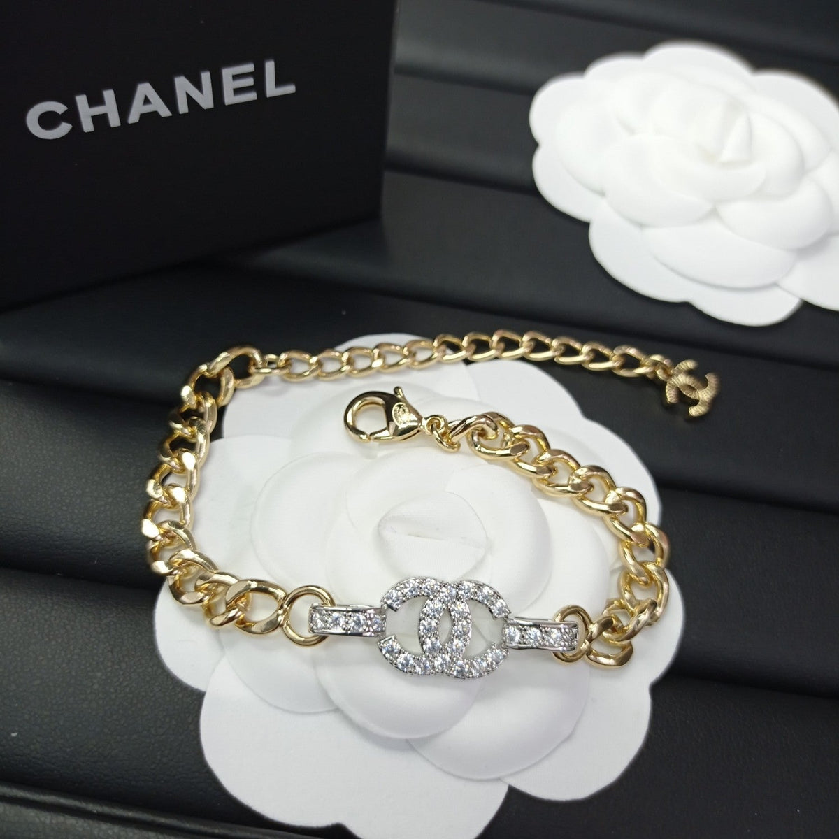 Chanel Diamond Chain 18K Gold Bracelet