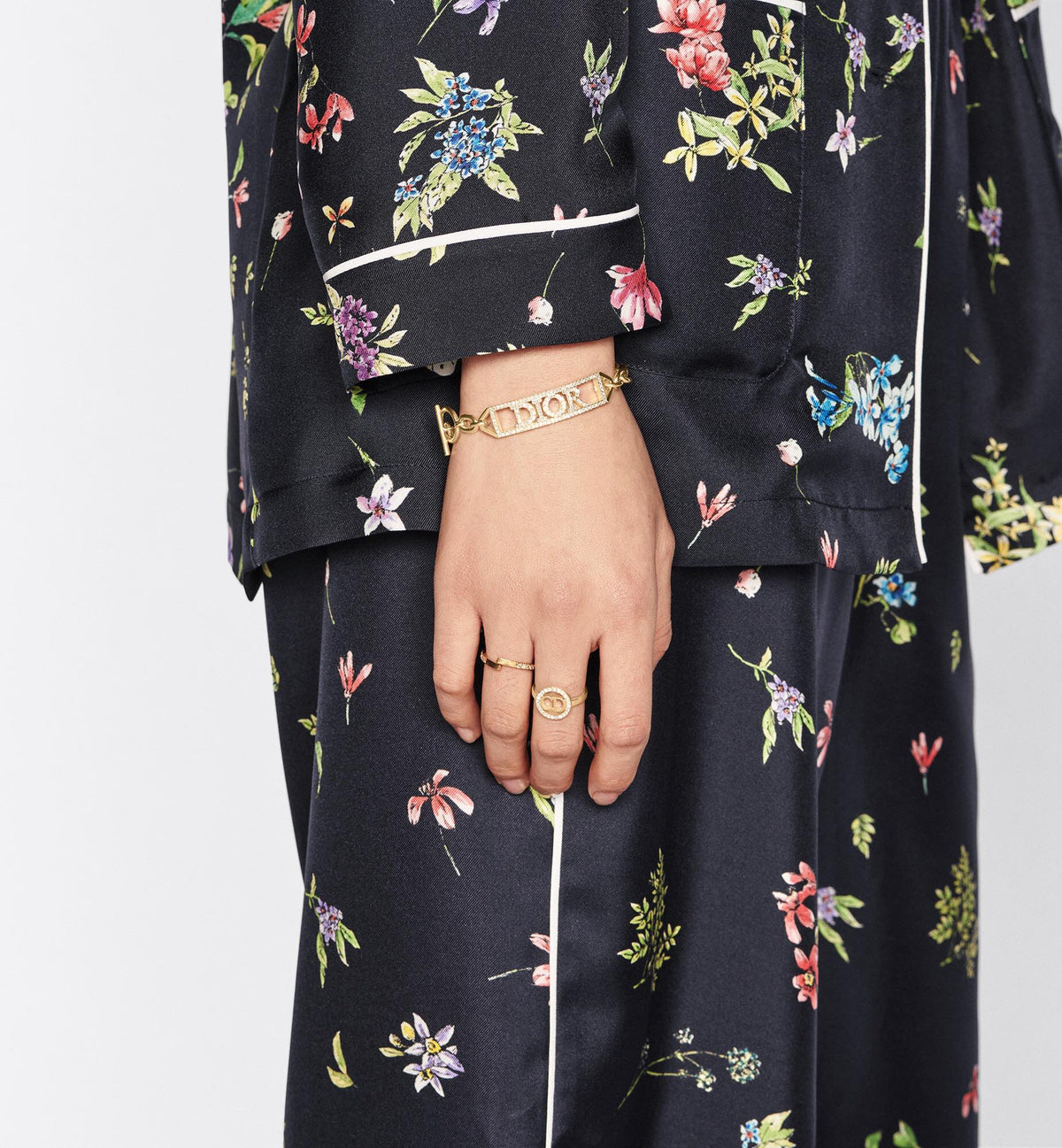 Dior Clair D Lune 18K Gold Ring