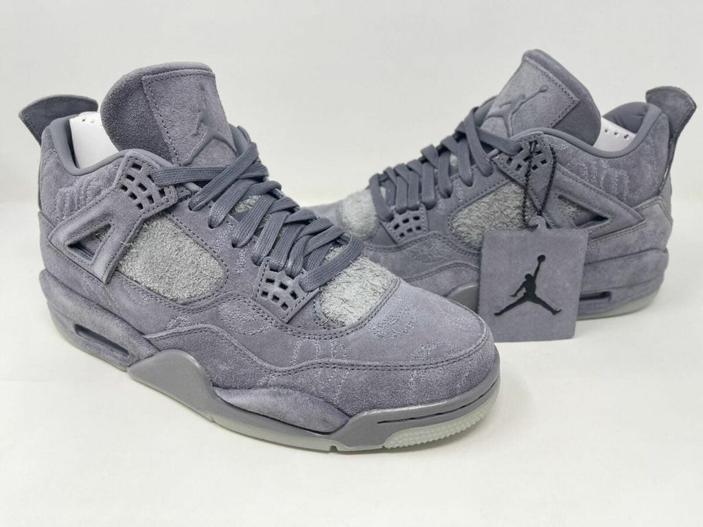 Jordan 4 x KAWS Gray 930155 Sneakers