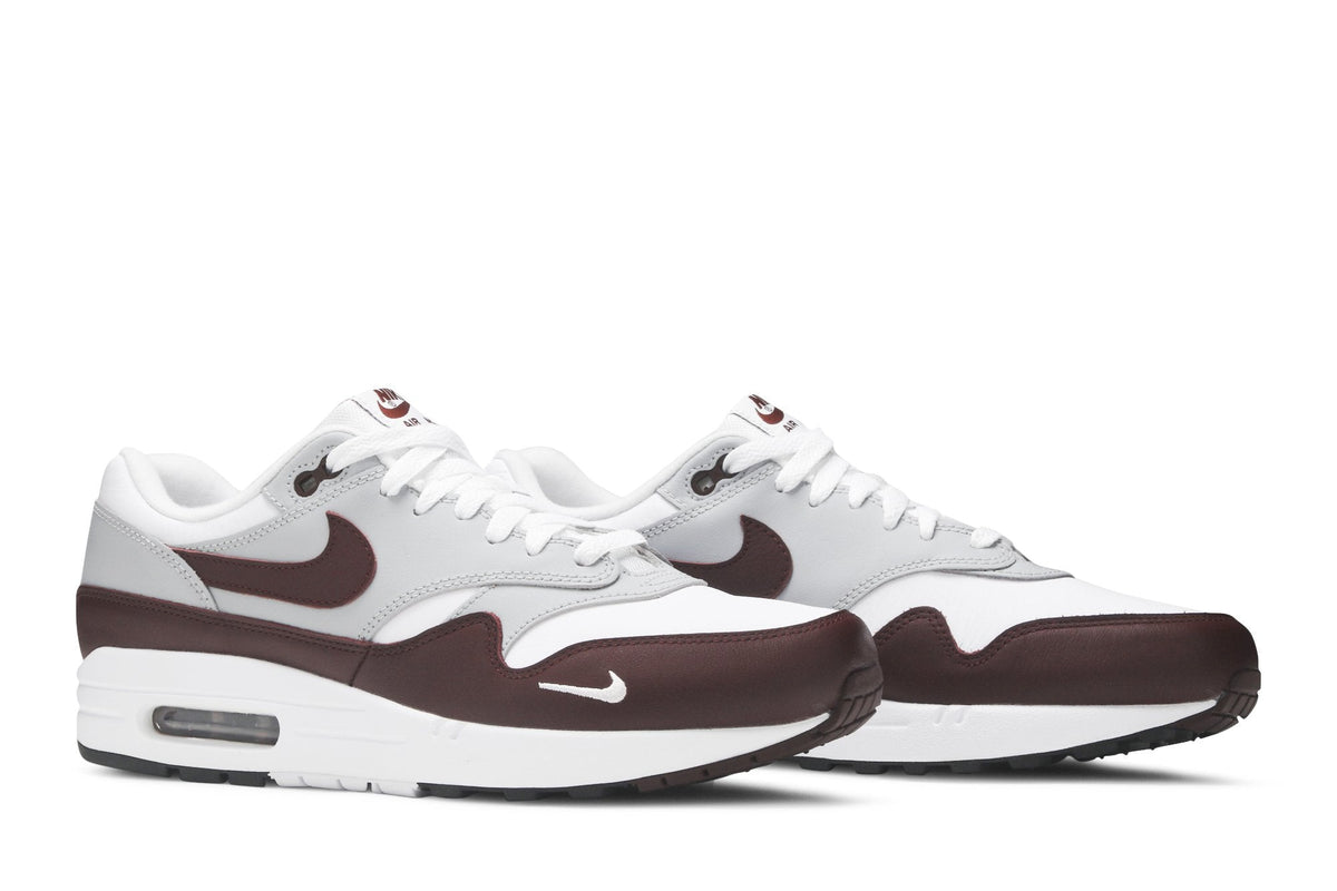Nike Air Max 1 Mystic Dates Sneakers