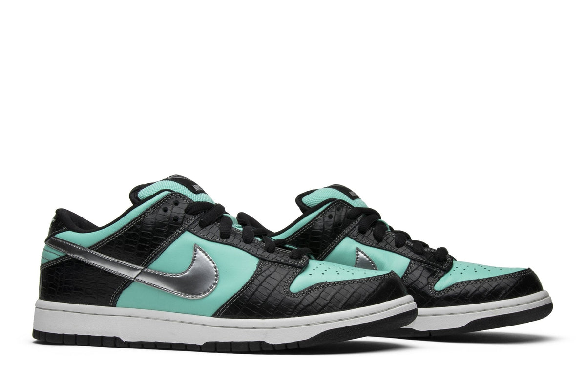 Nike Dunk Low Pro SB x Diamond Supply Co. Tiffany Sneakers