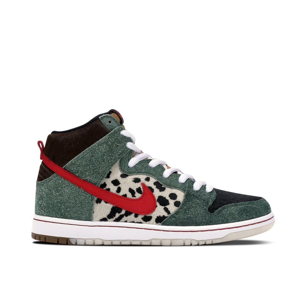 Nike SB Dunk High Dog Walker Sneakers