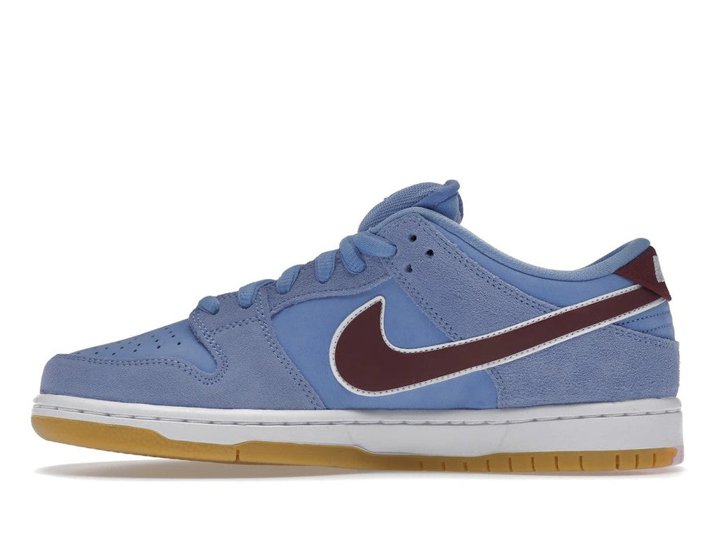 Nike SB Dunk Low Philadelphia Phillies Sneakers