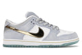 Nike SB Dunk Low Sean Cliver Sneakers