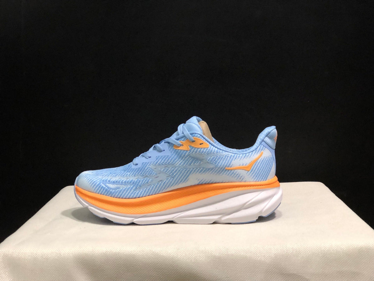 HOKA ONE ONE Clifton 9 Running Shoes
